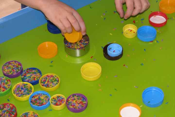 Have Fun With This Counting And Sorting Activity Using Bottle Lids