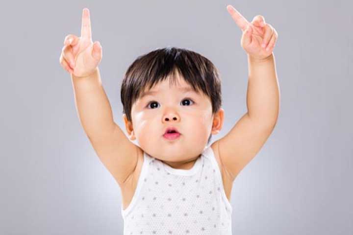 Your Li'l One Now Uses Hand Gestures To Communicate With You