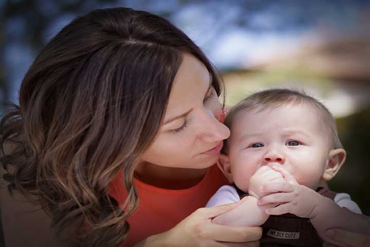 Helping Your Baby With Non Verbal Communication