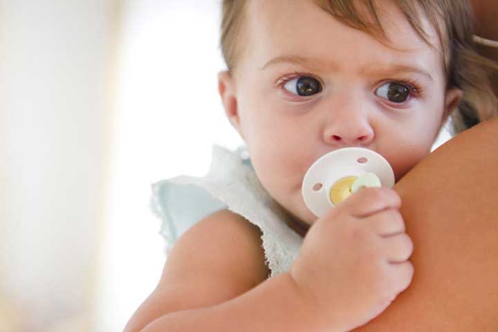 Tips To Help Your Baby Wean Off His Pacifier