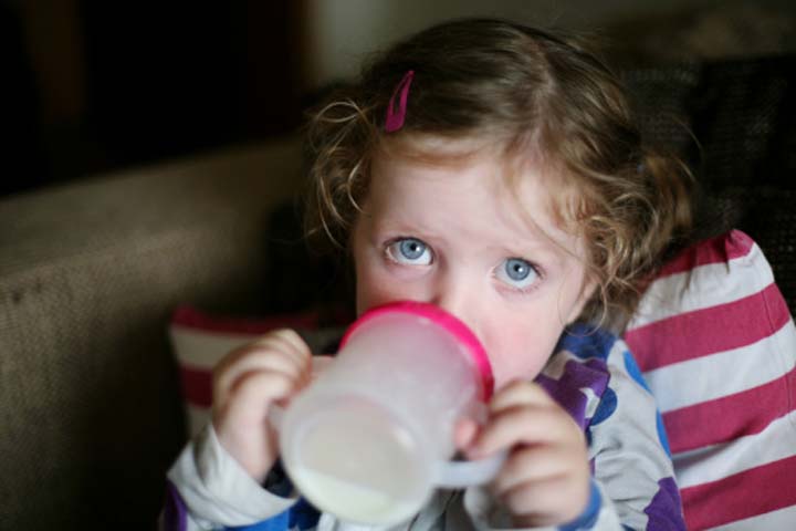 Trick To Introduce The Sippy Cup